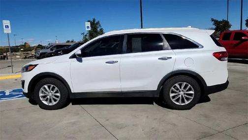 2018 Kia Sorento LX