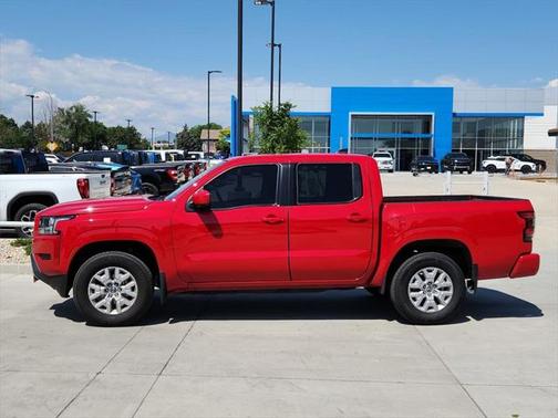 2022 Nissan Frontier SV
