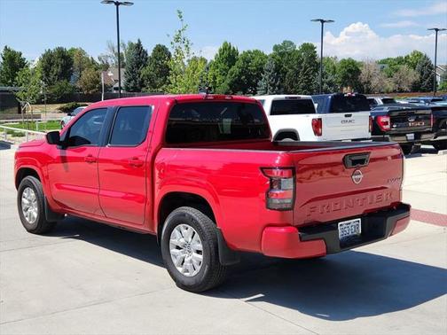 2022 Nissan Frontier SV