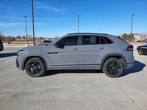 2022 Volkswagen Atlas Cross Sport 2.0T SEL