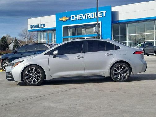 Classic Silver Metallic 2021 Toyota Corolla SE