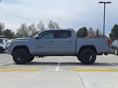 Cement 2019 Toyota Tacoma TRD Sport