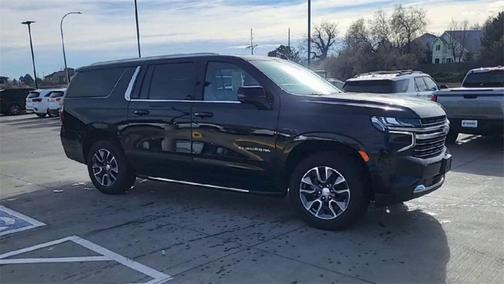 2022 Chevrolet Suburban LT
