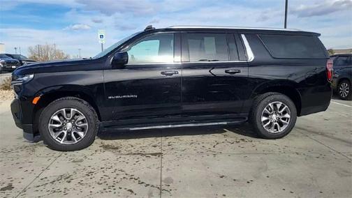 2022 Chevrolet Suburban LT