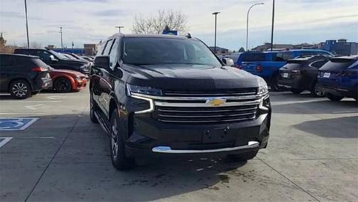 2022 Chevrolet Suburban LT