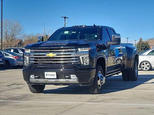 Mosaic Black Metallic 2023 Chevrolet Silverado 3500 High Country