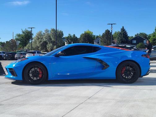 Rapid Blue 2021 Chevrolet Corvette Stingray w/3LT