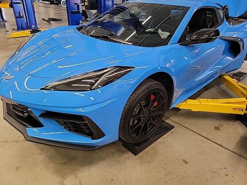 Rapid Blue 2021 Chevrolet Corvette Stingray w/3LT