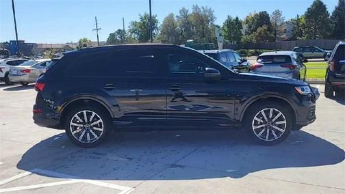 2023 Audi Q7 45 Premium Plus