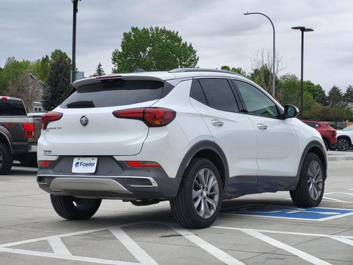 White Frost Tricoat 2021 Buick Encore GX Essence