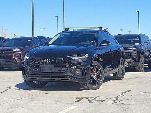 2023 Audi Q8 55 Premium Plus