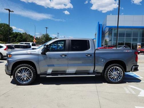 2020 Chevrolet Silverado 1500 Custom