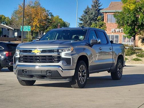 Sterling Gray Metallic 2024 Chevrolet Silverado 1500 LT