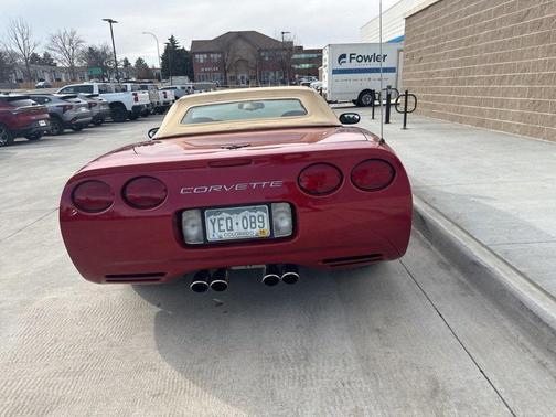 2000 Chevrolet Corvette Base