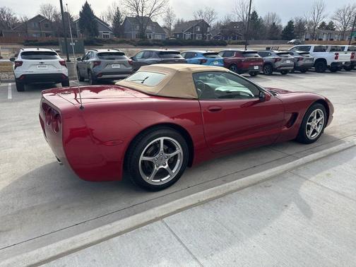 2000 Chevrolet Corvette Base
