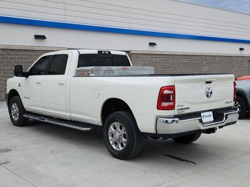 2024 RAM 3500 Laramie Crew Cab 4x4 8' Box