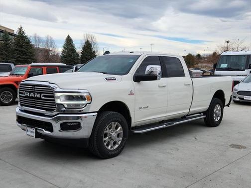 2024 RAM 3500 Laramie Crew Cab 4x4 8' Box