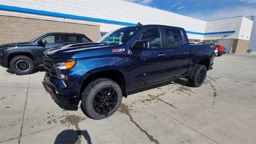 2022 Chevrolet Silverado 1500 Custom Trail Boss