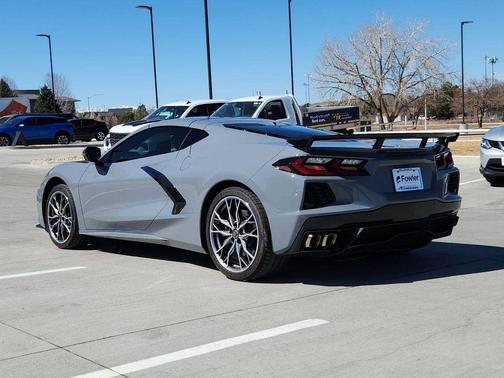 2025 Chevrolet Corvette Stingray w/2LT