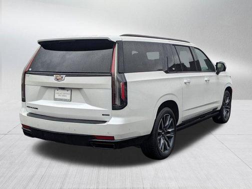 2022 Cadillac Escalade ESV Sport Platinum