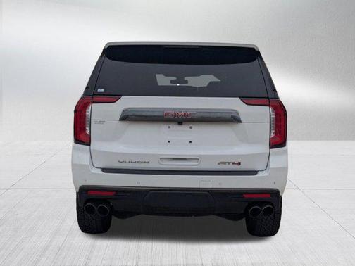 2022 GMC Yukon 4WD AT4