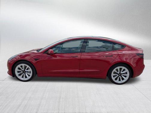 2022 Tesla Model 3 Standard Range
