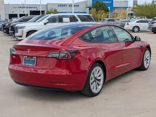 2022 Tesla Model 3 Standard Range