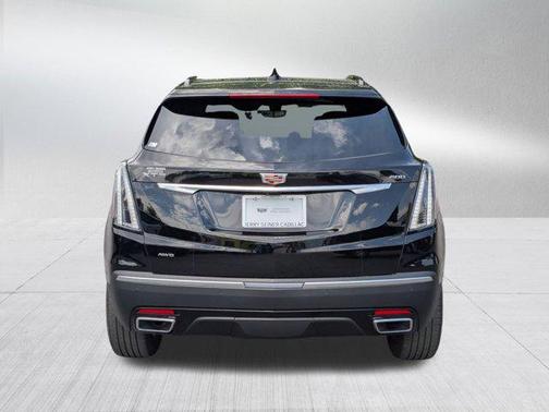 2025 Cadillac XT5 Sport