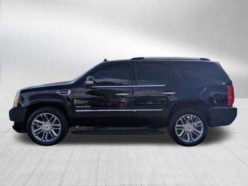 2013 Cadillac Escalade Platinum Edition
