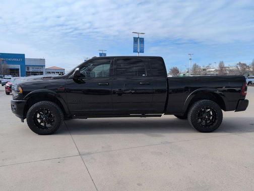 2022 RAM 3500 Limited Mega Cab 4x4 6'4' Box