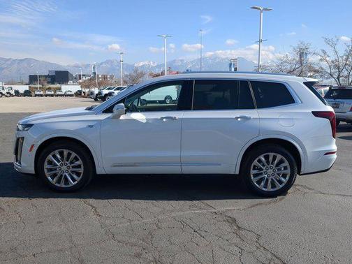 2023 Cadillac XT6 Premium Luxury AWD