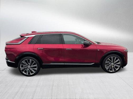 2025 Cadillac LYRIQ Luxury