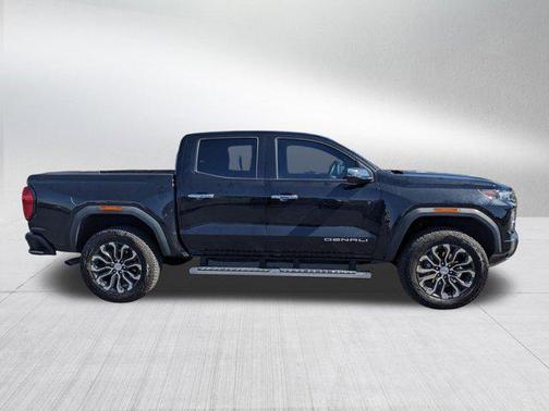 2024 GMC Canyon Denali