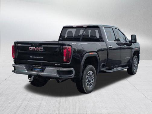 2022 GMC Sierra 3500 SLT