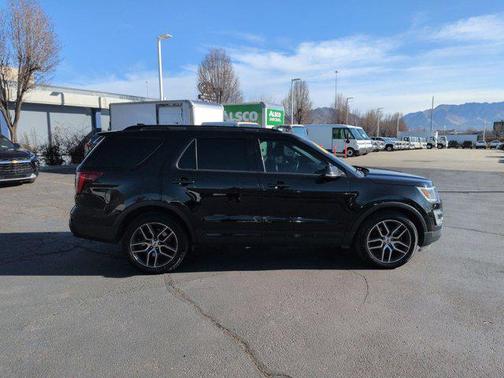 2017 Ford Explorer sport