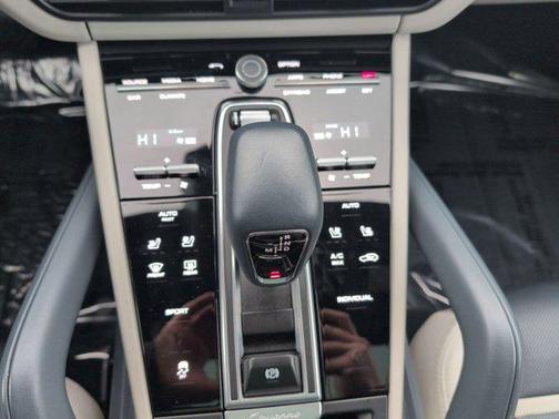 2023 Porsche Cayenne Cayenne