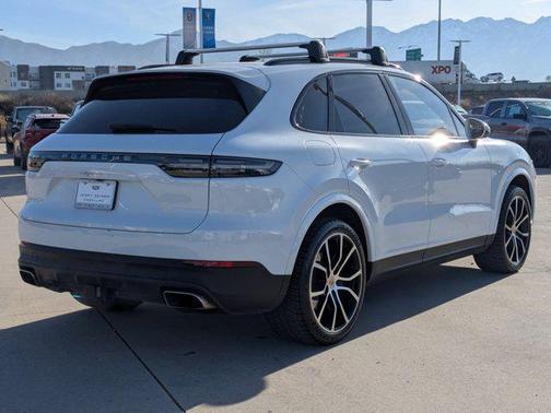 2023 Porsche Cayenne Cayenne