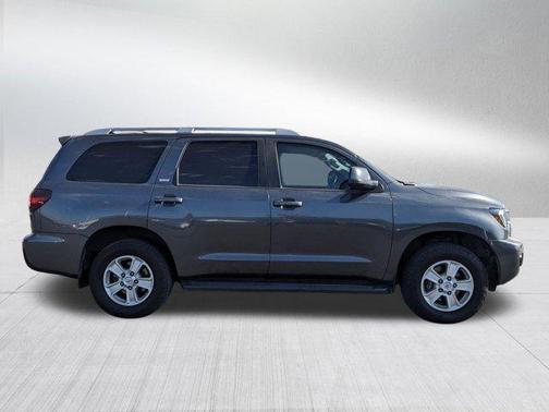 2019 Toyota Sequoia SR5