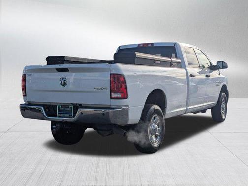 2017 RAM 2500 Tradesman Crew Cab 4x4 8' Box