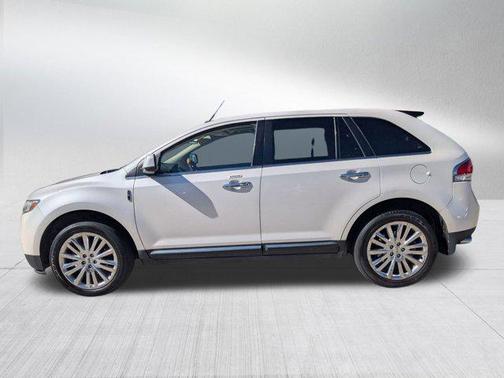 2011 Lincoln MKX Base