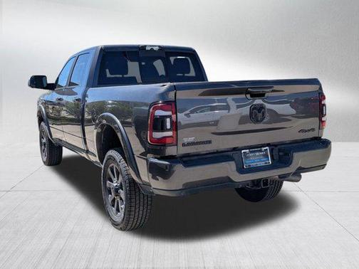 2022 RAM 2500 Laramie Crew Cab 4x4 6'4' Box