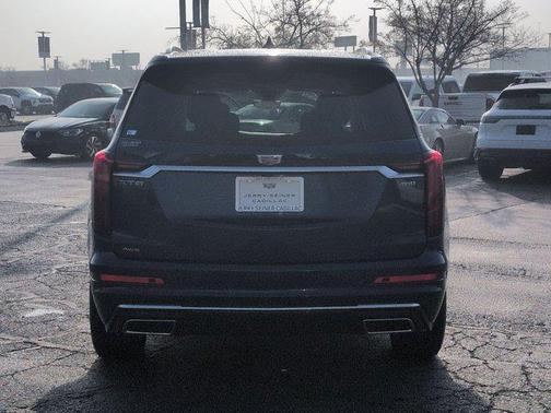 2023 Cadillac XT6 Premium Luxury AWD