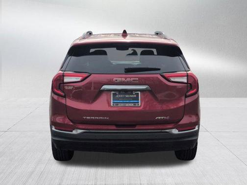 2023 GMC Terrain AWD AT4