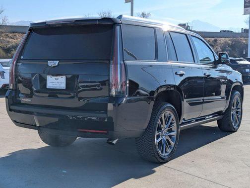 2020 Cadillac Escalade Platinum