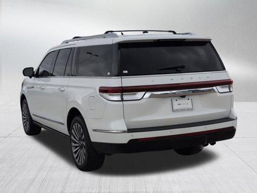 2022 Lincoln Navigator Reserve