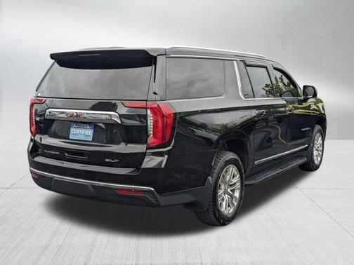 2022 GMC Yukon XL SLT