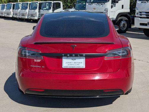 2016 Tesla Model S 75D