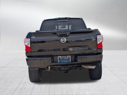 2018 Nissan Titan XD SL