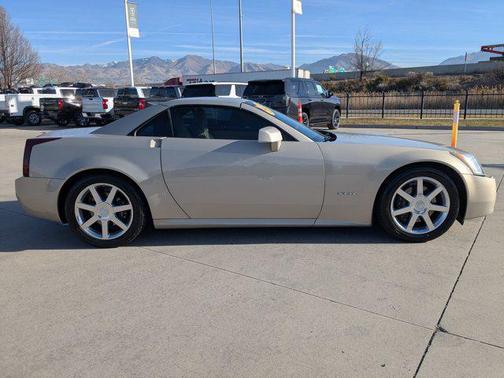 2007 Cadillac XLR Base
