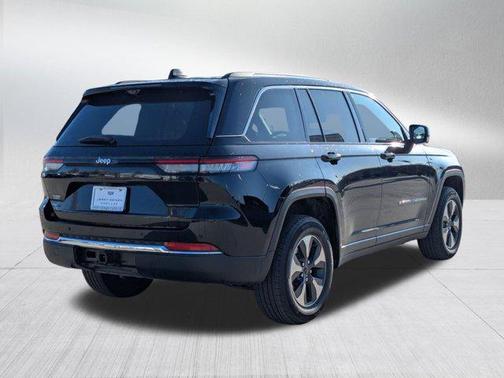 2022 Jeep Grand Cherokee 4xe Base